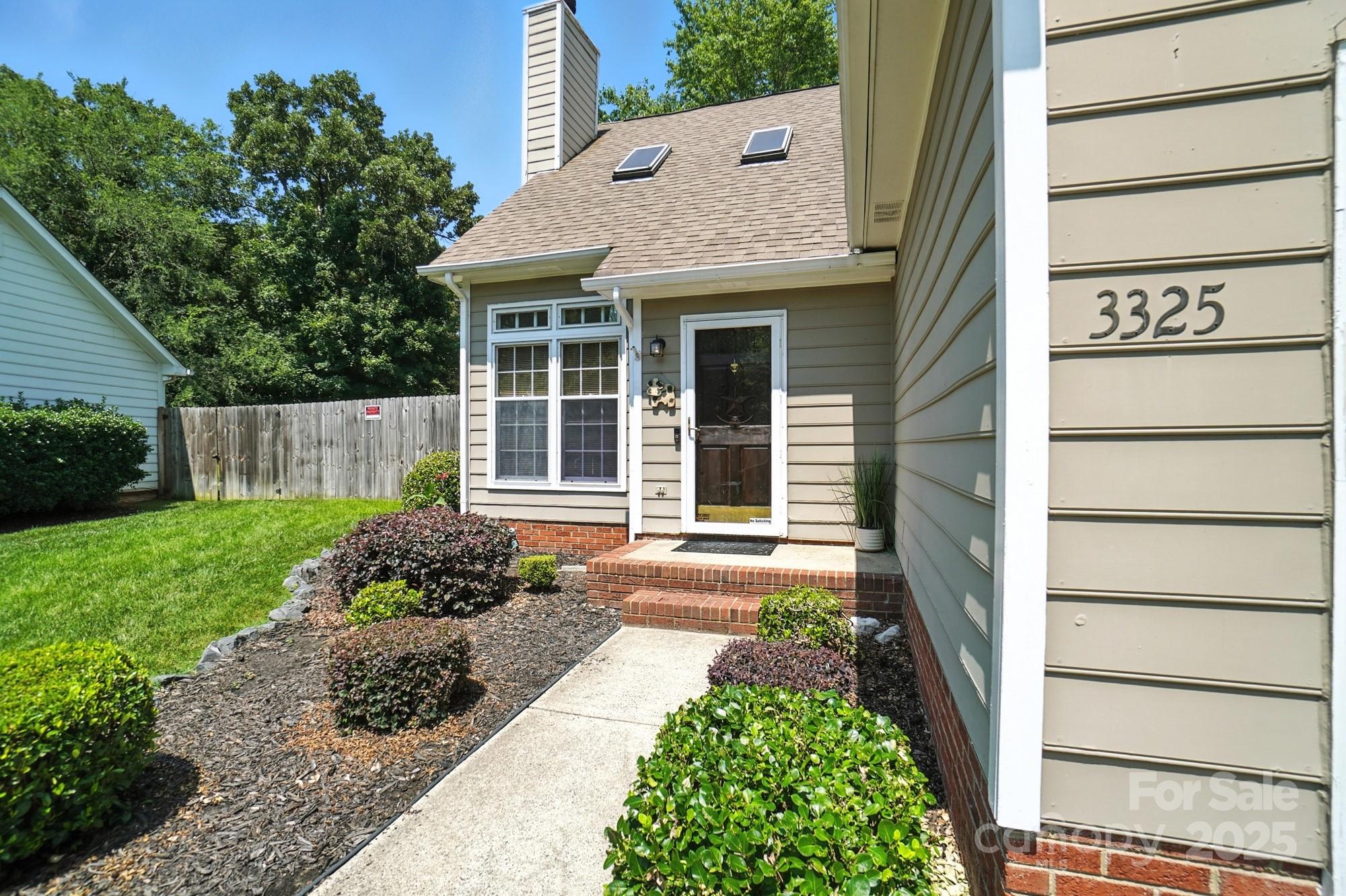 3325 Fortis Lane