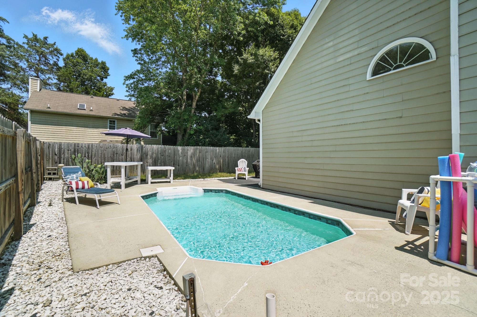 3325 Fortis Lane