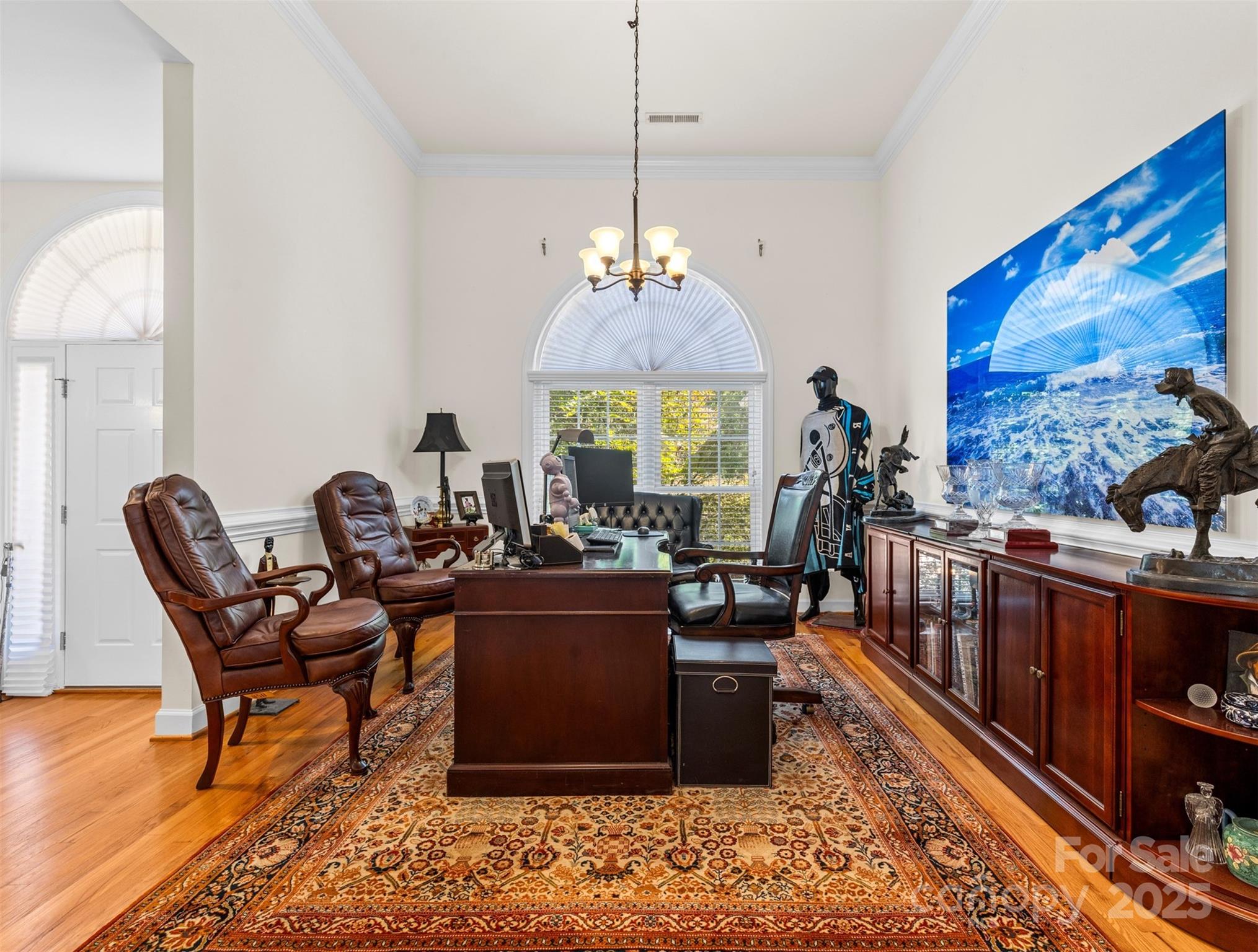 1337 Braeburn Road NW