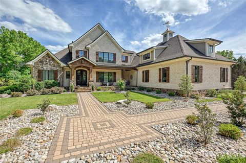 Photo of 1430 Rosehill Drive, Waxhaw, NC 28173 (MLS # 4380185)