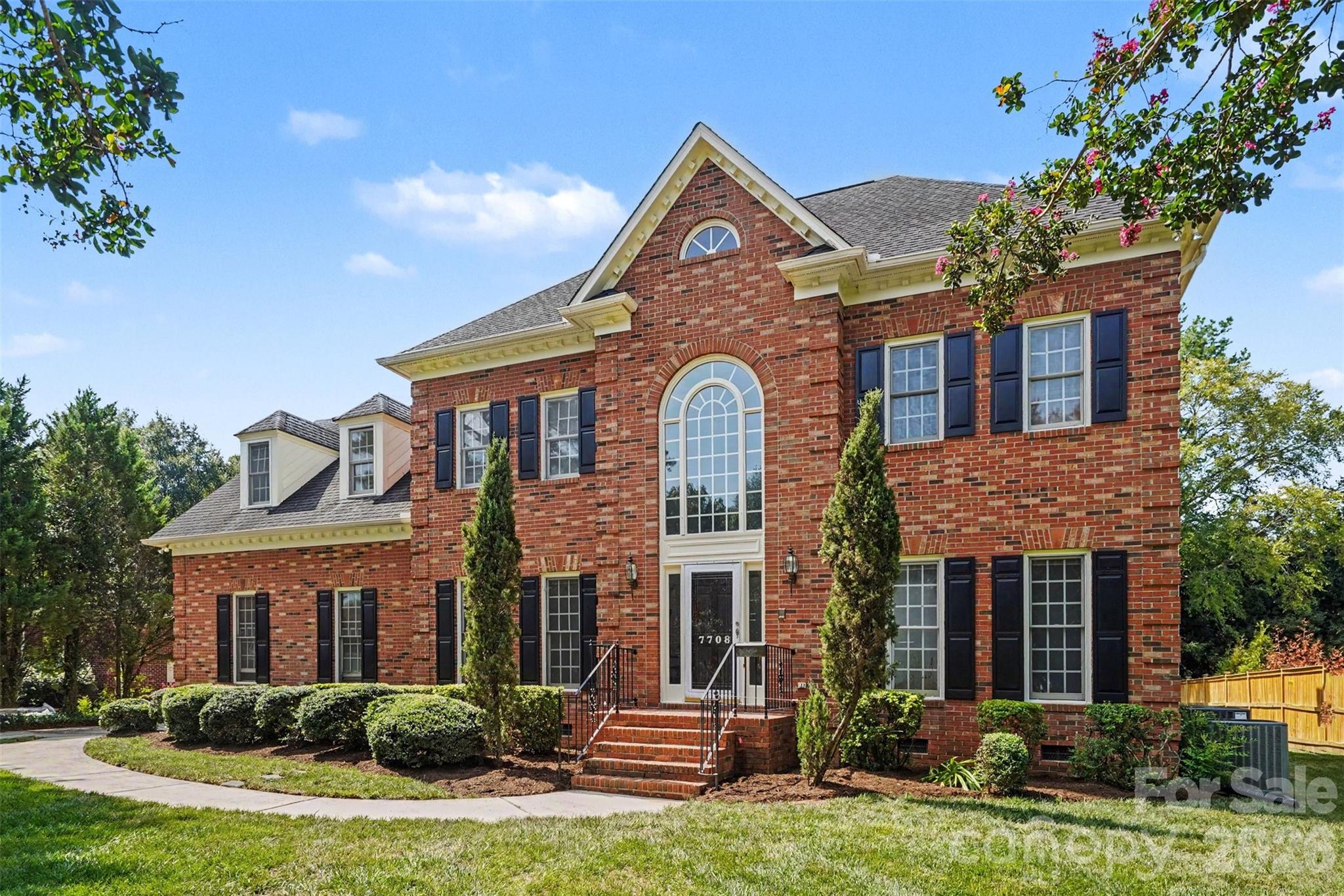 7708 Red Oak Lane