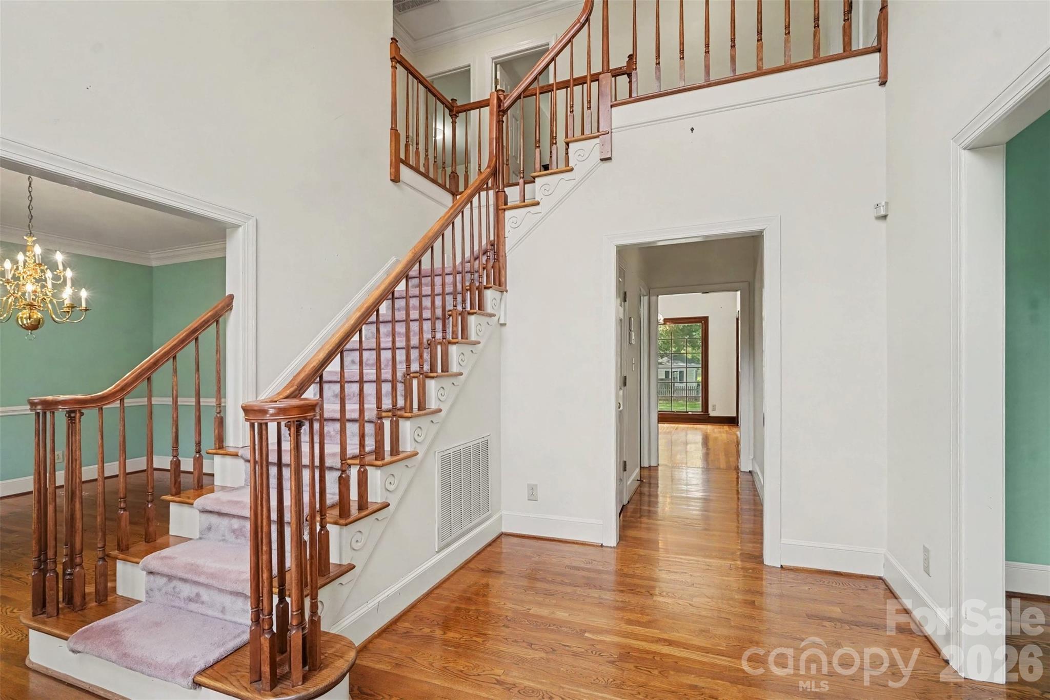 7708 Red Oak Lane