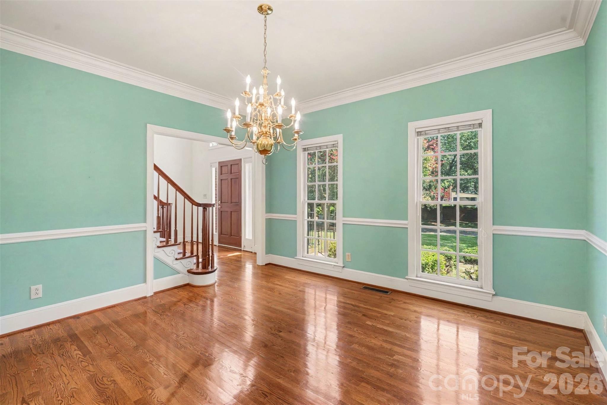 7708 Red Oak Lane