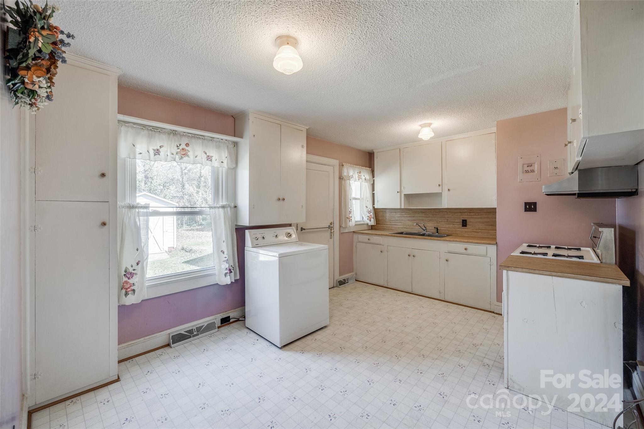 WESTWOOD - Residential