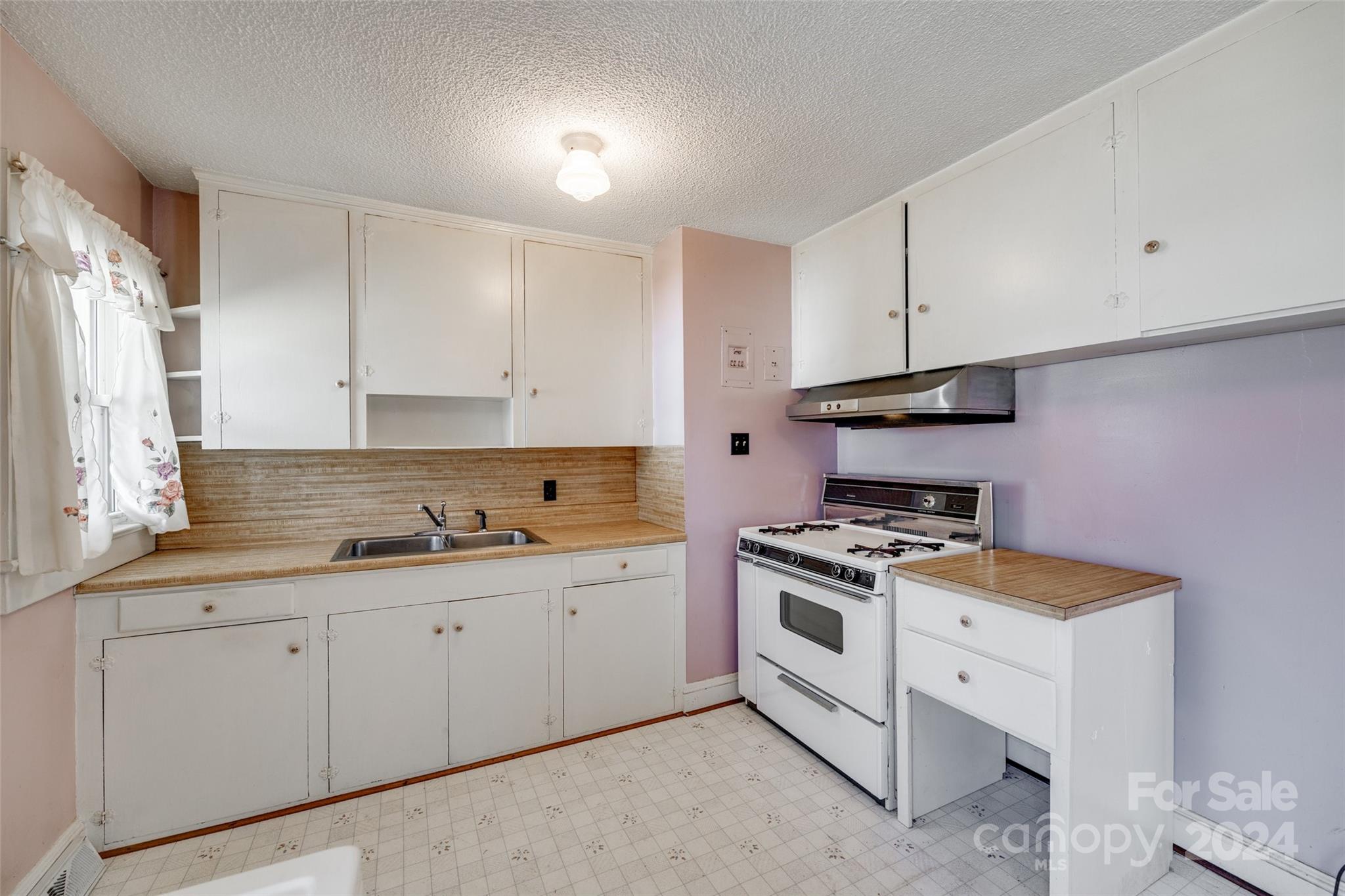 WESTWOOD - Residential