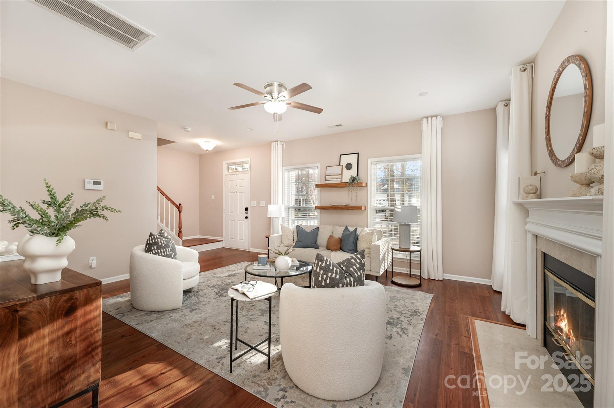 8635 Common Oak Lane