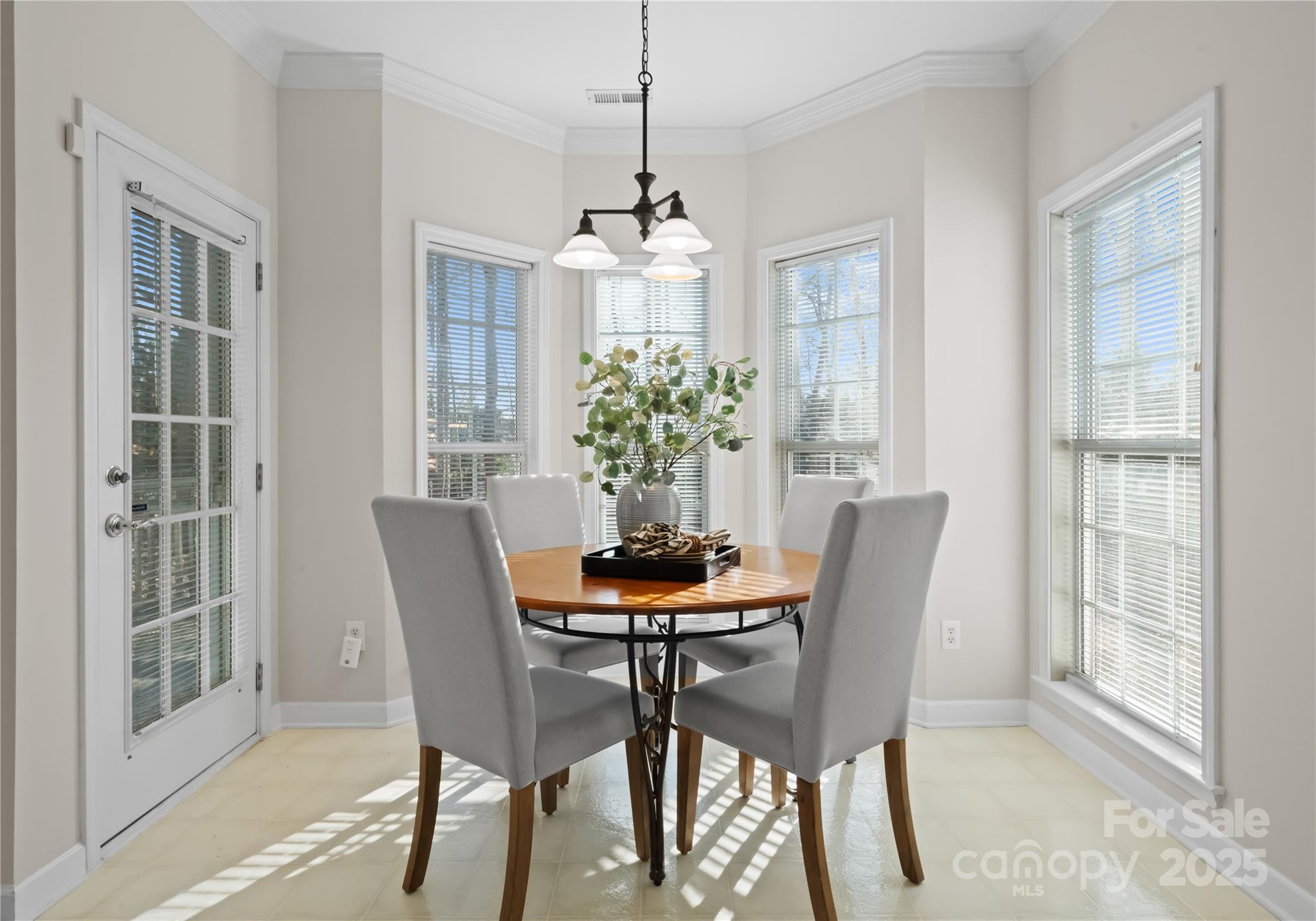 Thornblade - Residential