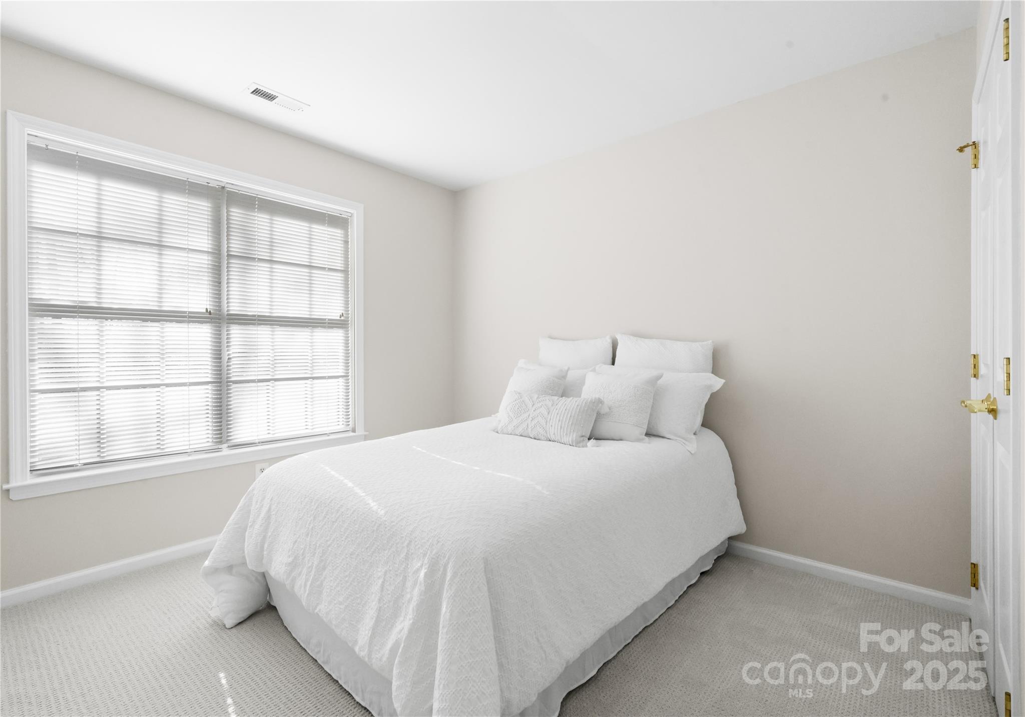 Thornblade - Residential