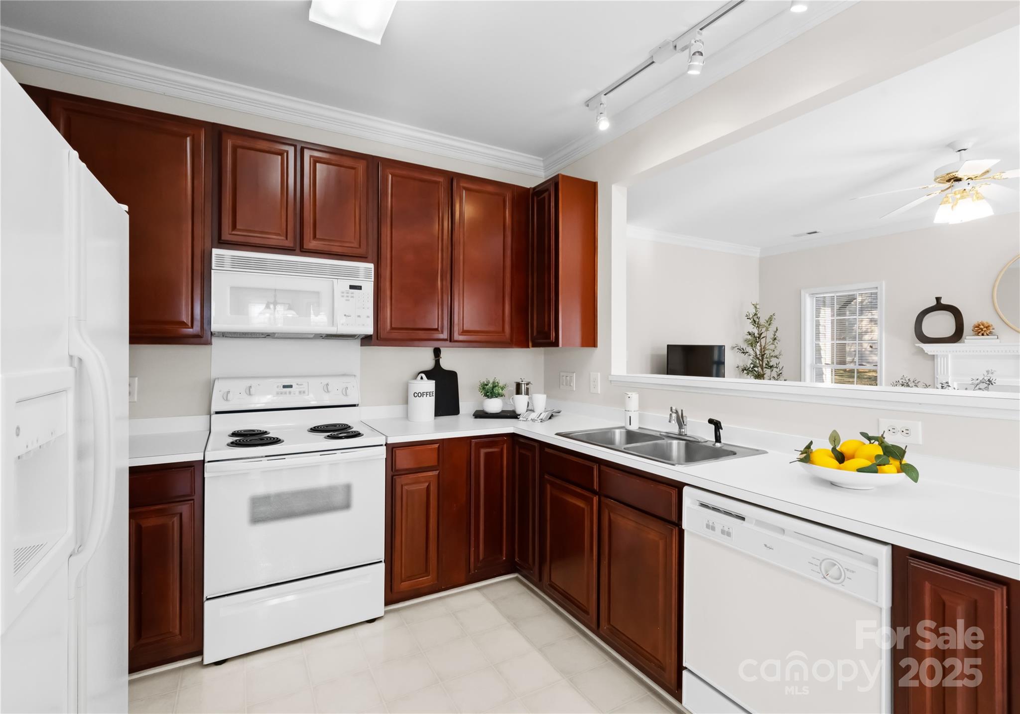 Thornblade - Residential