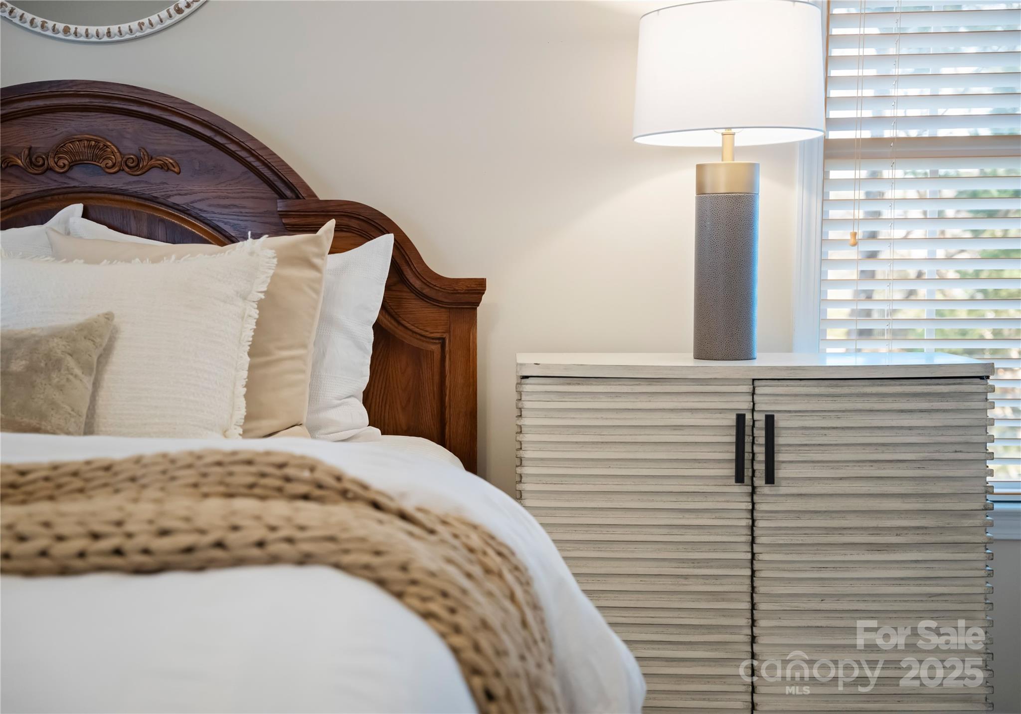 Thornblade - Residential