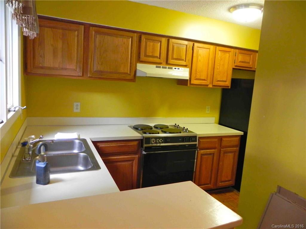 Myers Park - Residential Lease