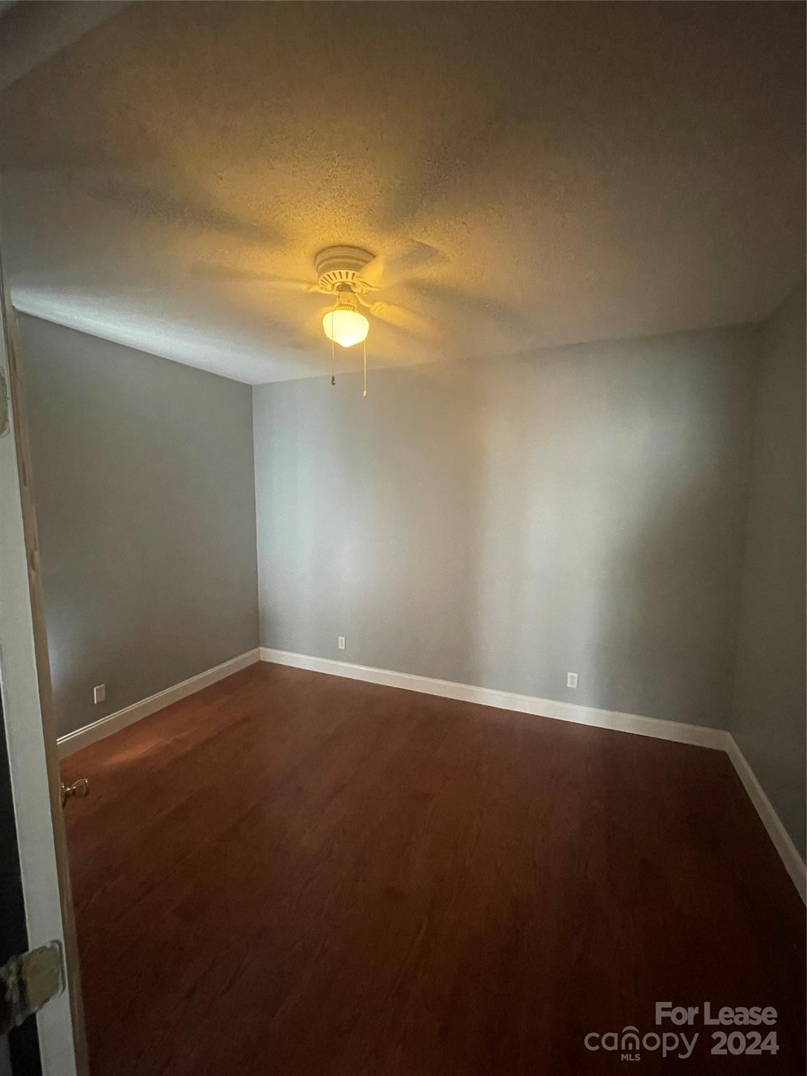 Oak Creek - Residential Lease