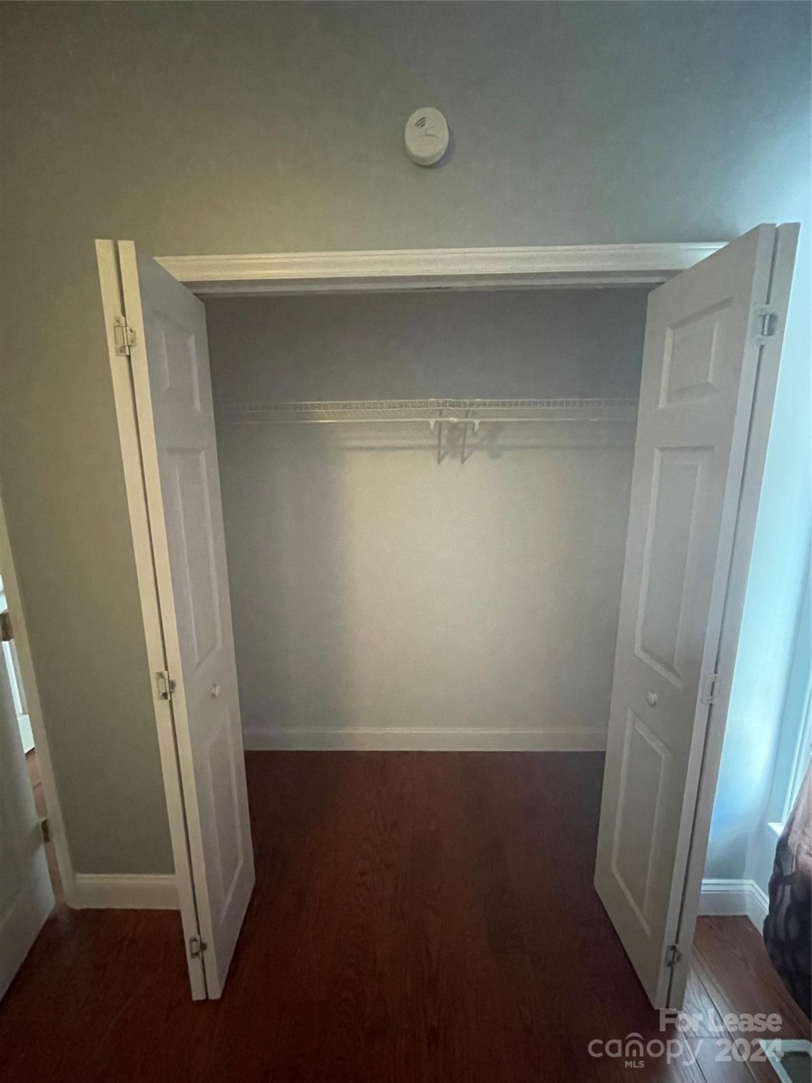 Oak Creek - Residential Lease