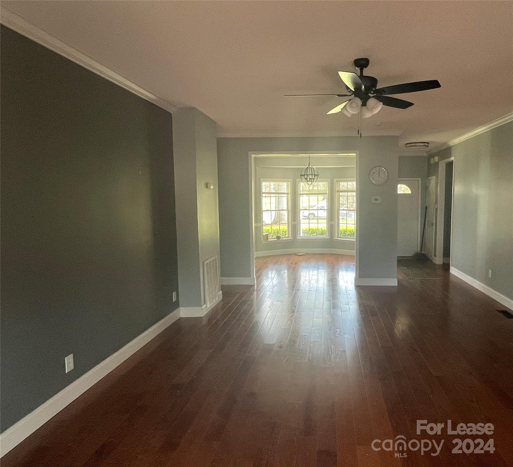 Oak Creek - Residential Lease