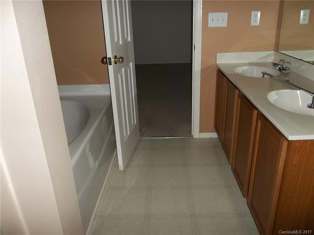 Mcintyre - Residential Lease