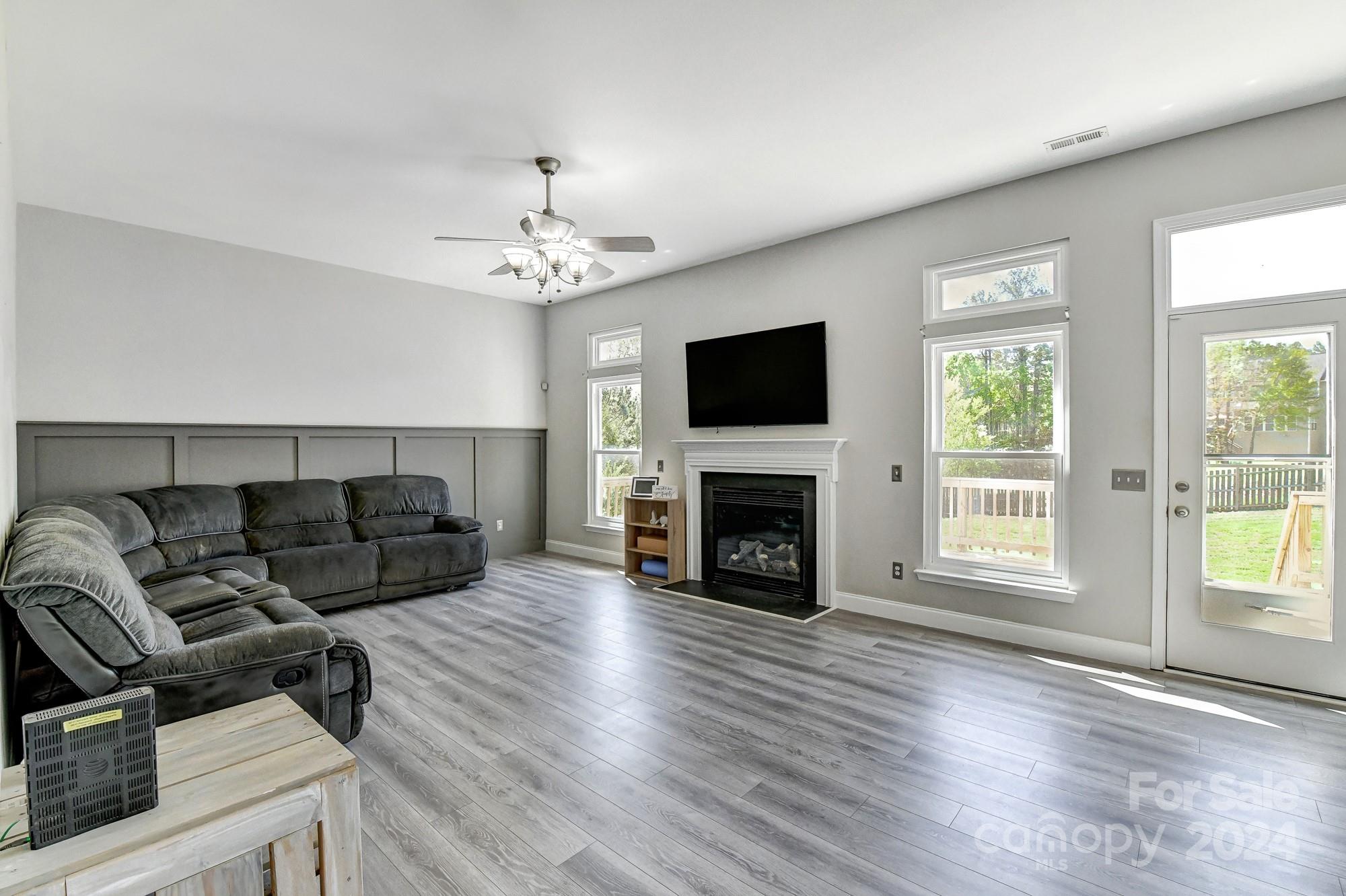 Autumn Cove At Lake Wylie - Residential