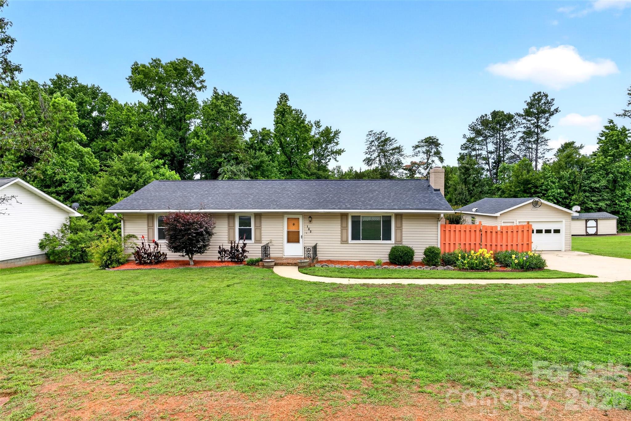 109 Woodruff Court