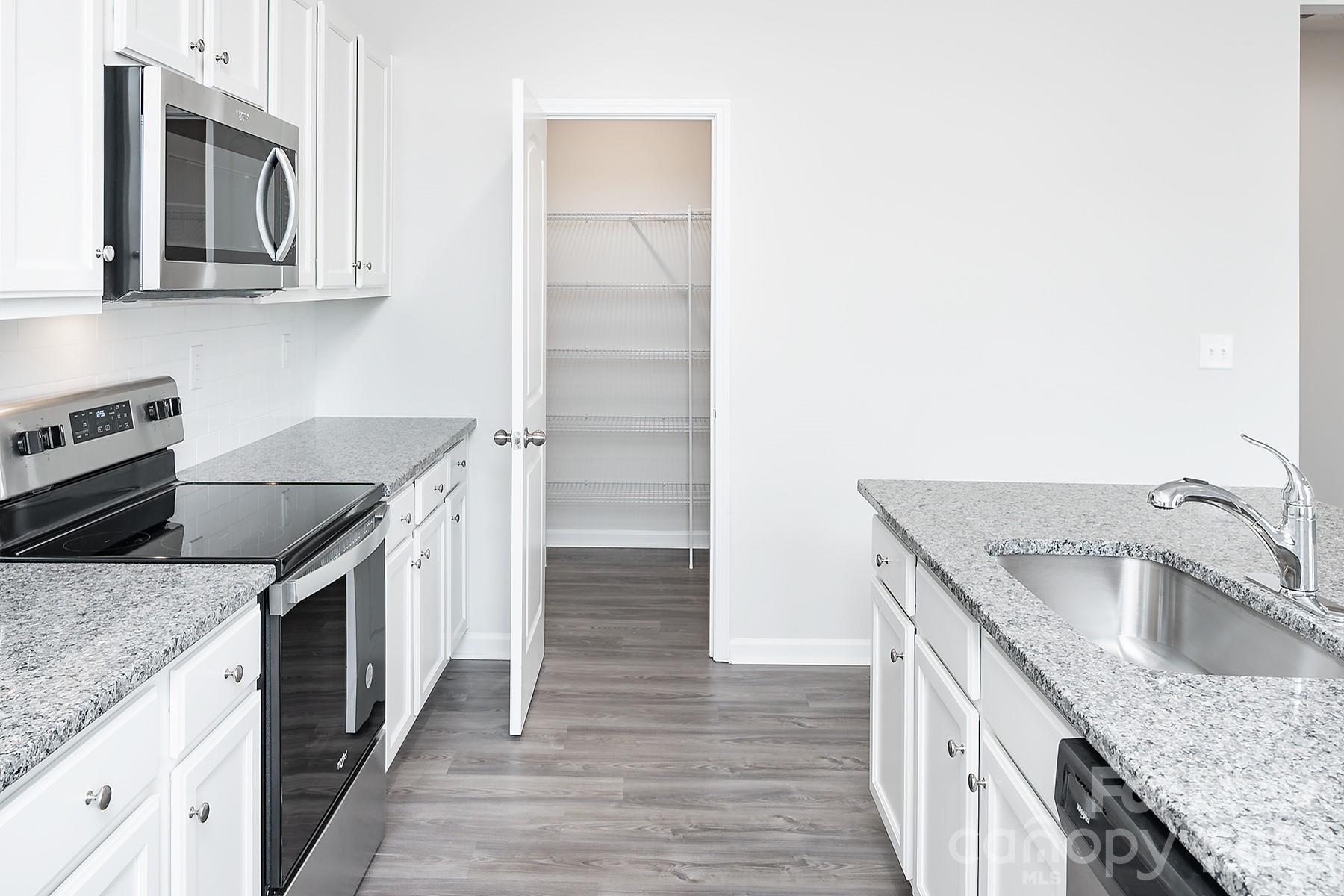 Retreat at Rocky River - Residential Lease