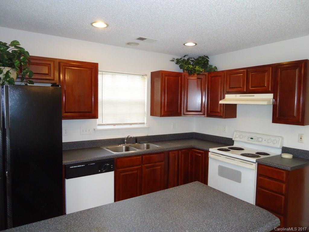 Maple Crest - Residential