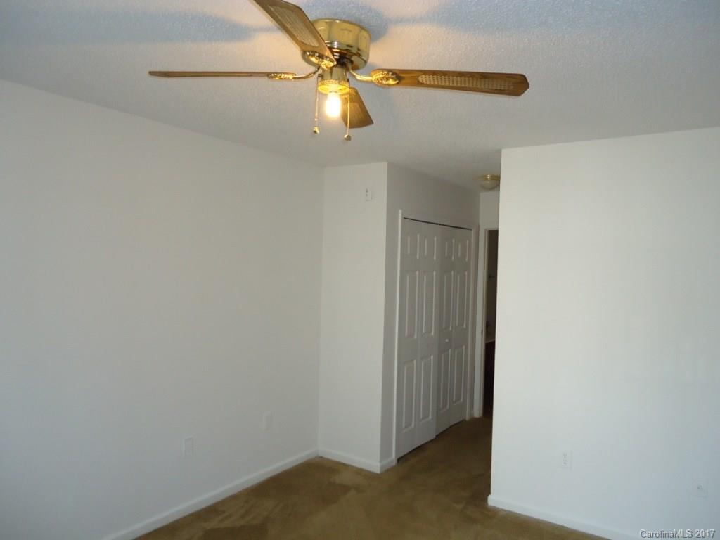 Maple Crest - Residential