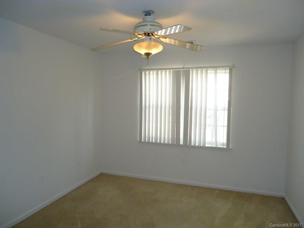 Maple Crest - Residential