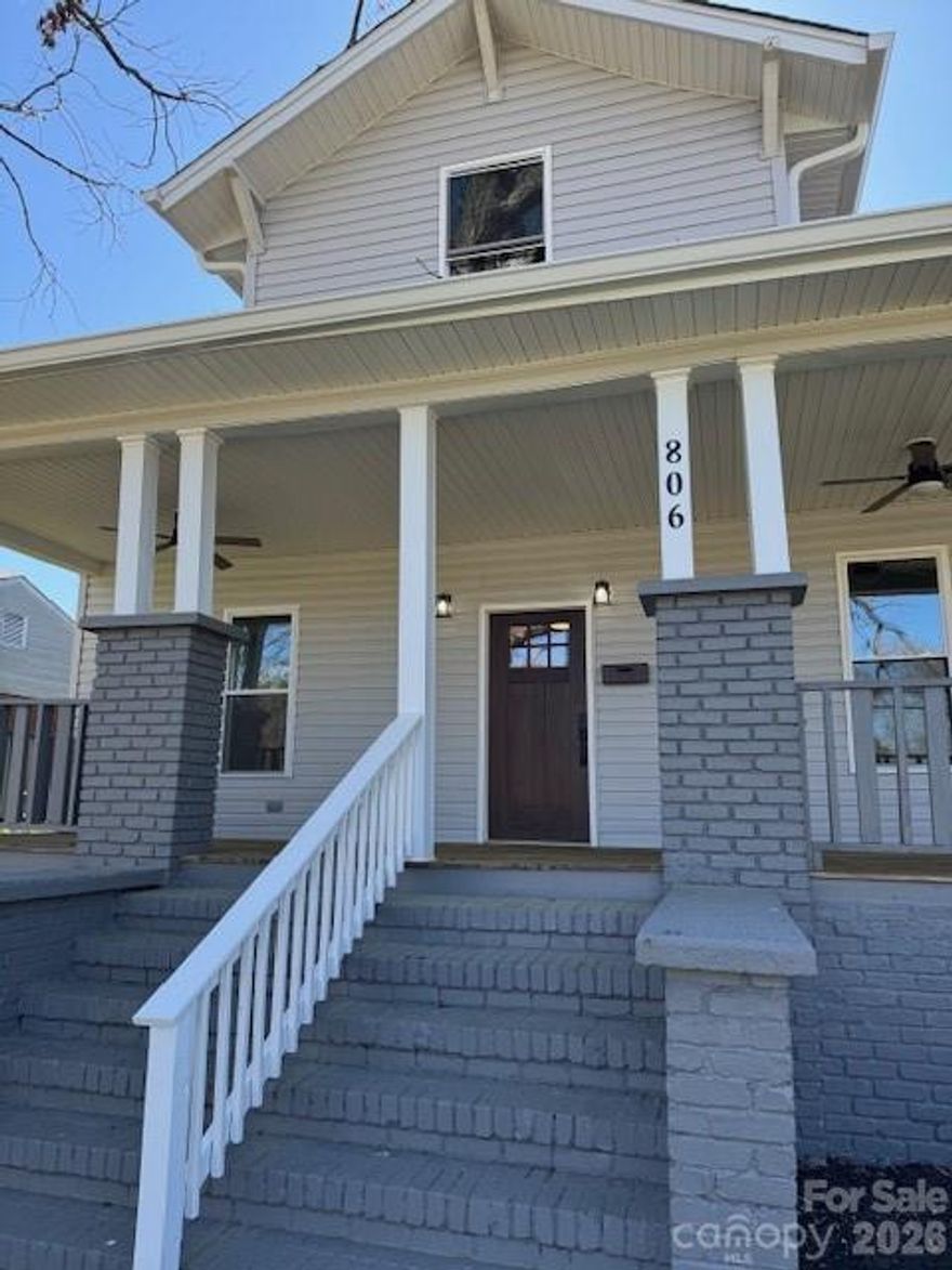 Beautifully remodeled 4 bedroom home in Oakwood neighborhood. This stunning fully renovated home features premium upgrades throughout making it move in ready. Modern kitchen with brand-new granite countertops, stylish kitchen cabinets and new stainless steel appliances. Enjoy new LVP flooring and updated lighting fixtures throughout the home. Relax in a spa-like retreat featuring a custom brand new tiled double shower in the primary bathroom. More updates include, roof, windows, HVAC, hot water heater, and siding. Located within walking distance to YMCA, Oakwood elementary, downtown hickory, restaurants and shopping.