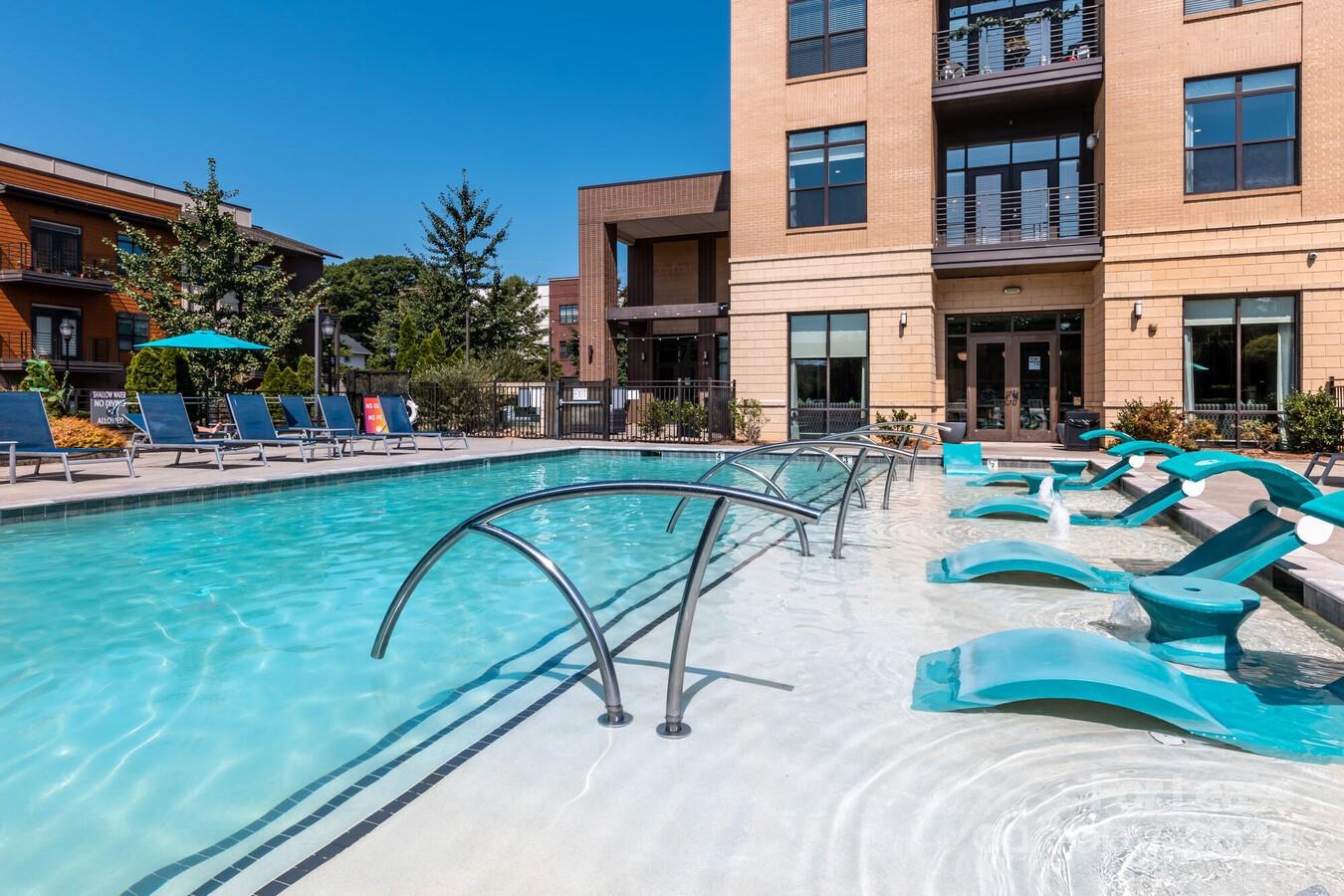 Charlotte, North Carolina 28205, United States, 1 Bedroom Bedrooms, ,1 BathroomBathrooms,Residential,Active,62880