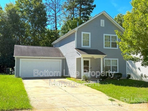 Photo of 1320 Ben Livingston Road, Charlotte, NC 28214 (MLS # 4436427)