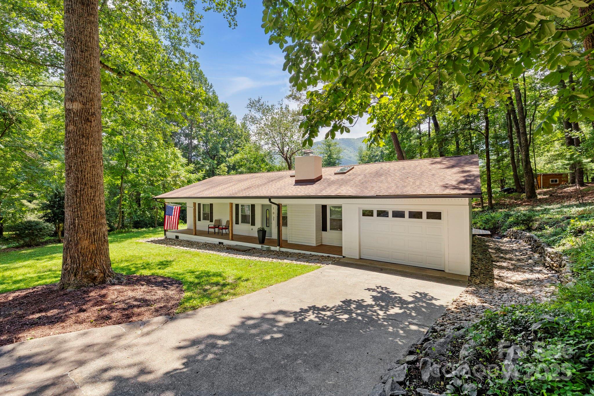 103 E White Pine Road