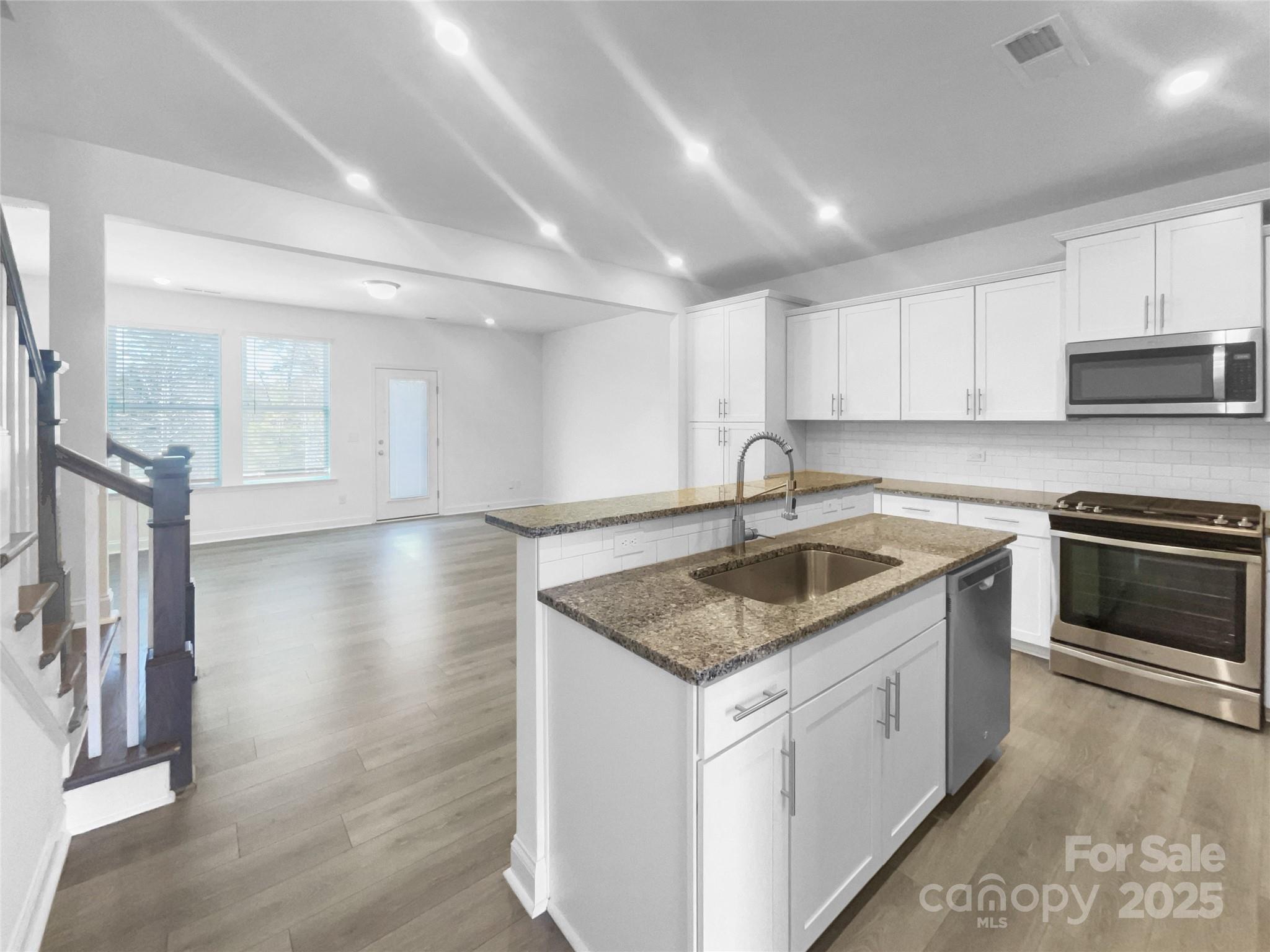 Paddlers Cove - Residential