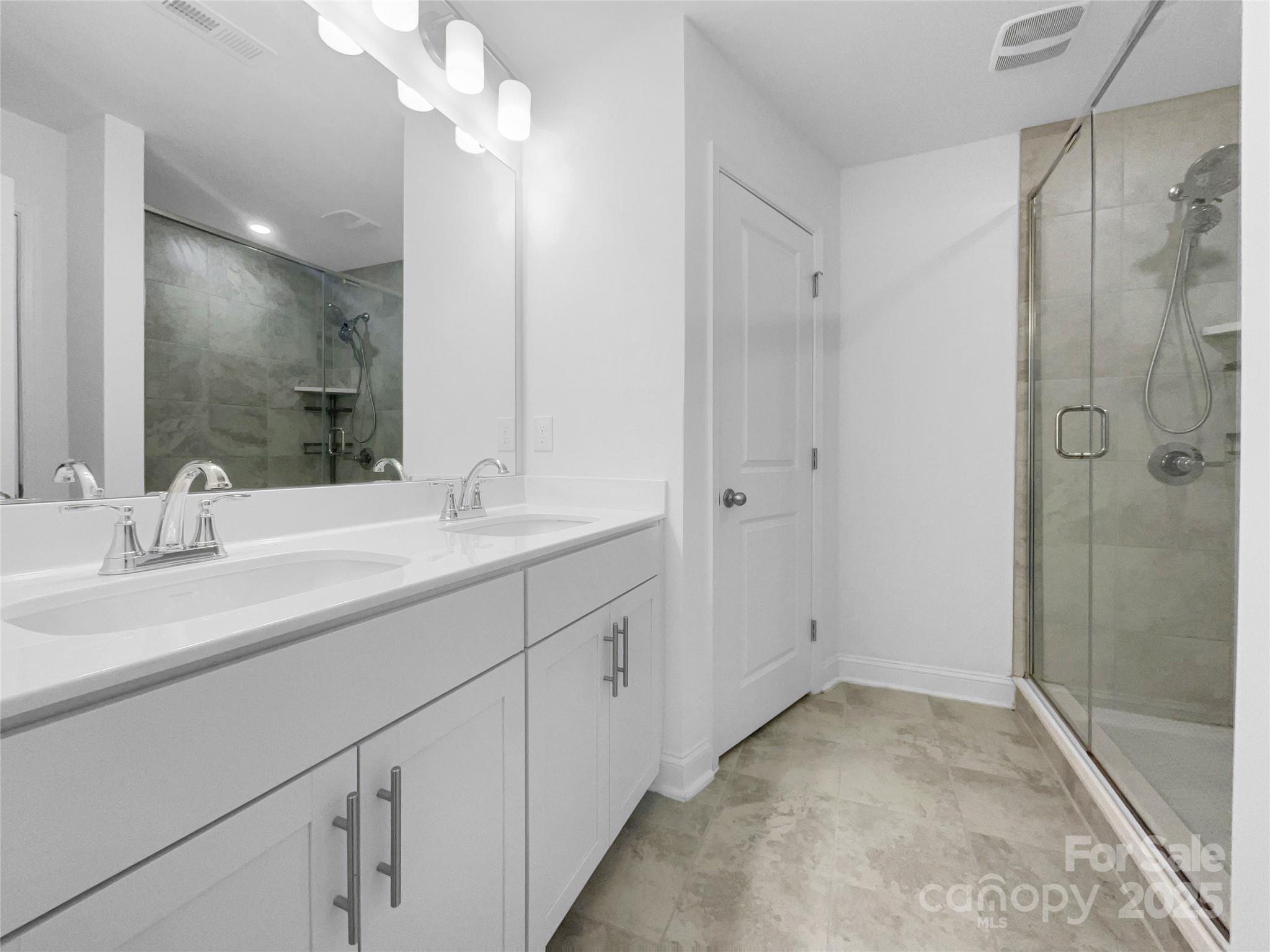 Paddlers Cove - Residential