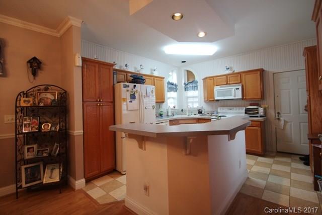 Colonial Woods - Residential