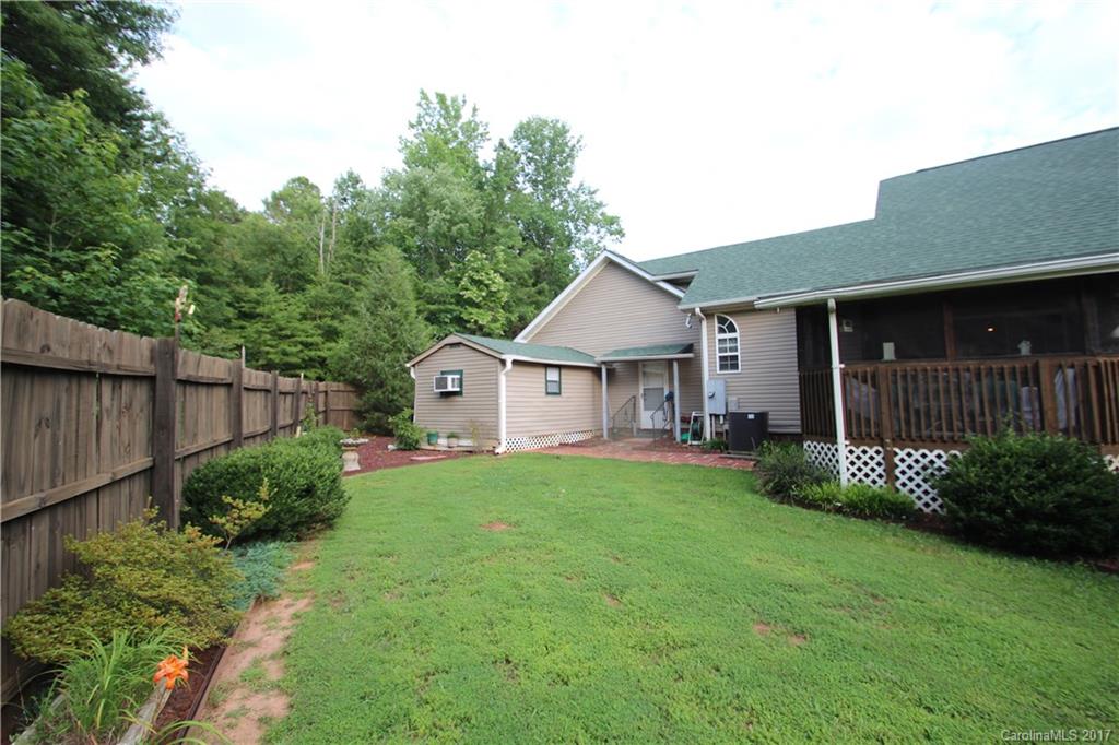 Colonial Woods - Residential
