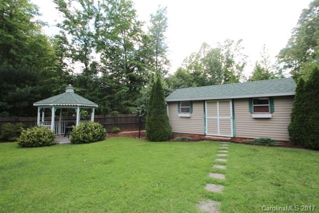 Colonial Woods - Residential
