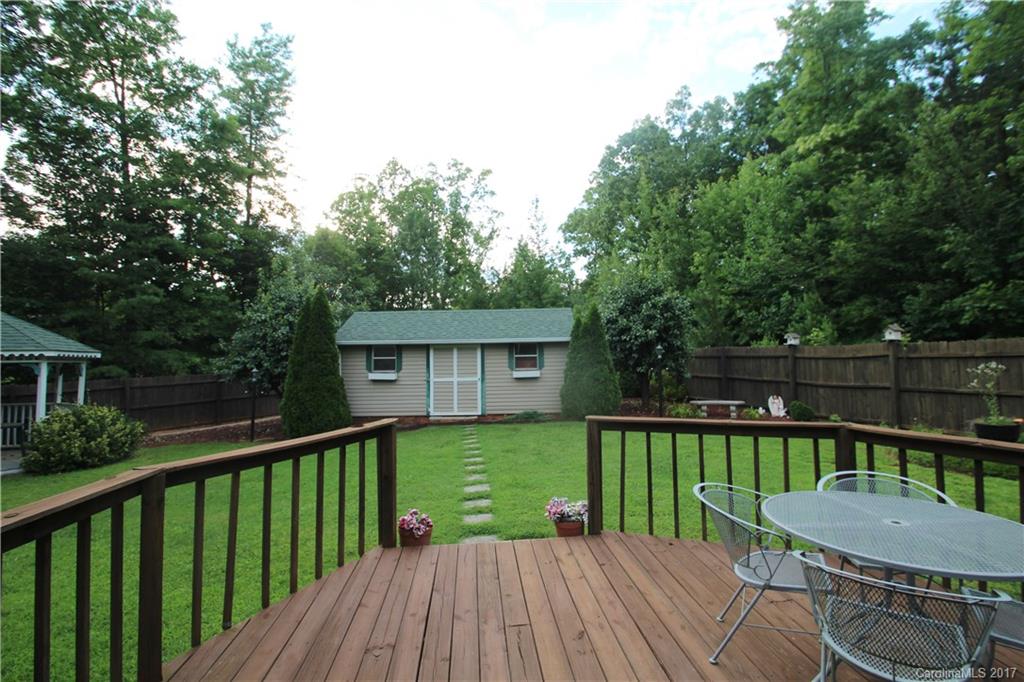Colonial Woods - Residential