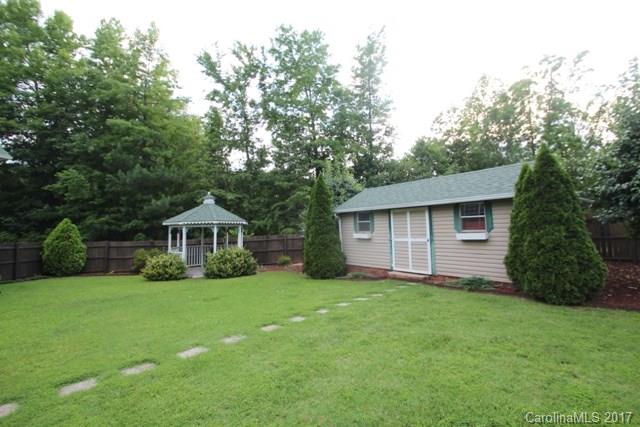 Colonial Woods - Residential