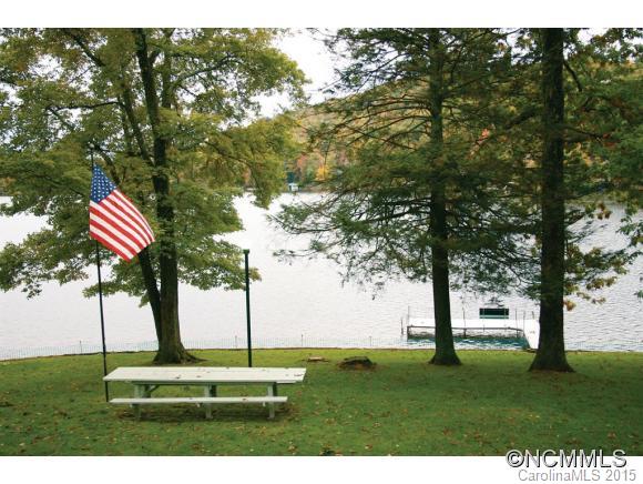 Lake Toxaway Estates - Residential