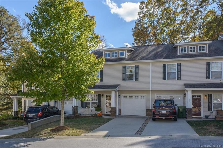 Beautifully maintained home in the Townes at Connor Creek! Move-in ready and low maintenance living! HOA covers lawn and exterior maintenance as well as the playground! Sit on your back patio and enjoy the privacy! This home is convenient to everything! 15 minutes to Asheville and only 5 minutes to great shopping and restaurants. Don't let this one pass you by!