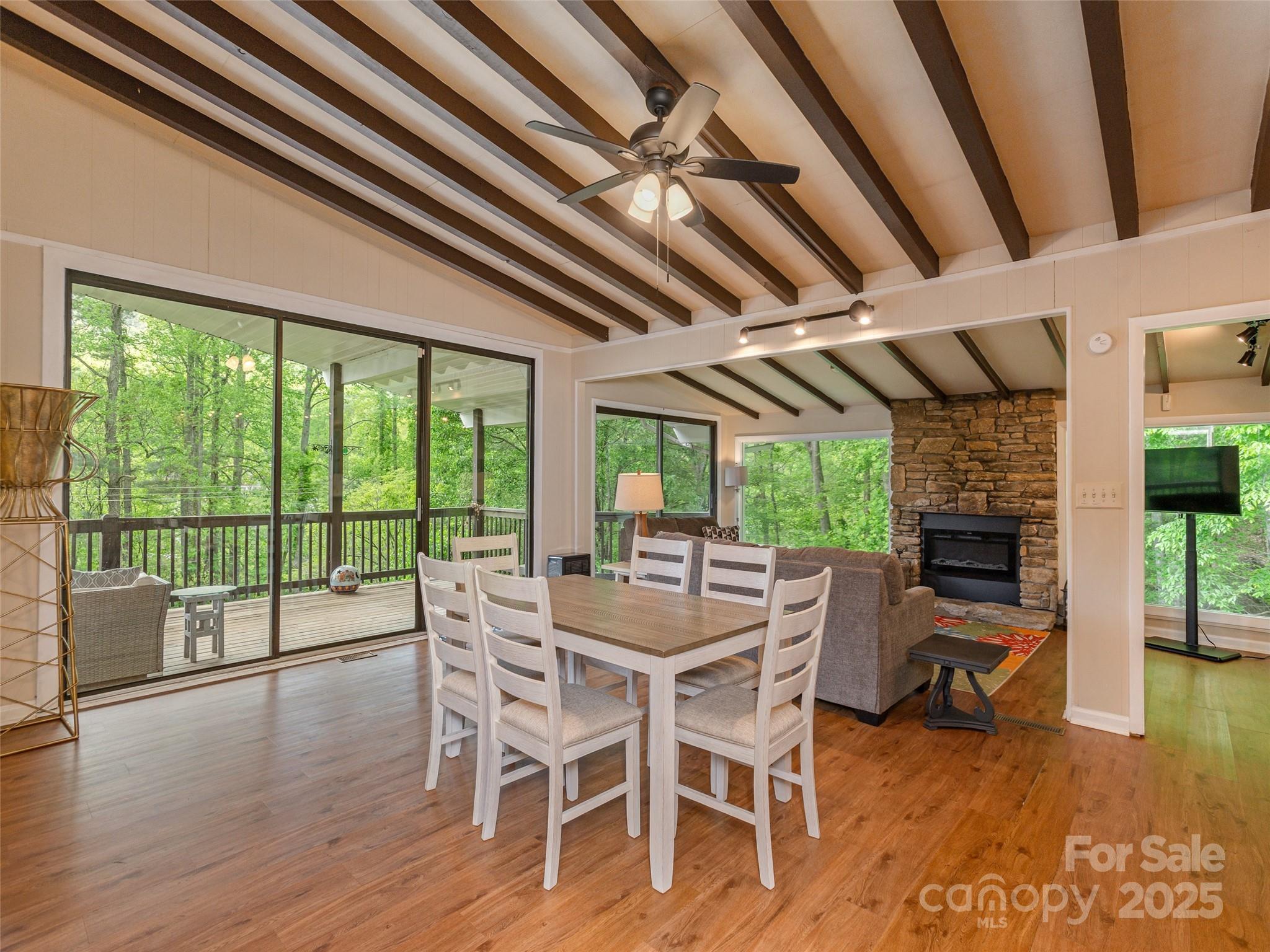 61 W Lake View Road