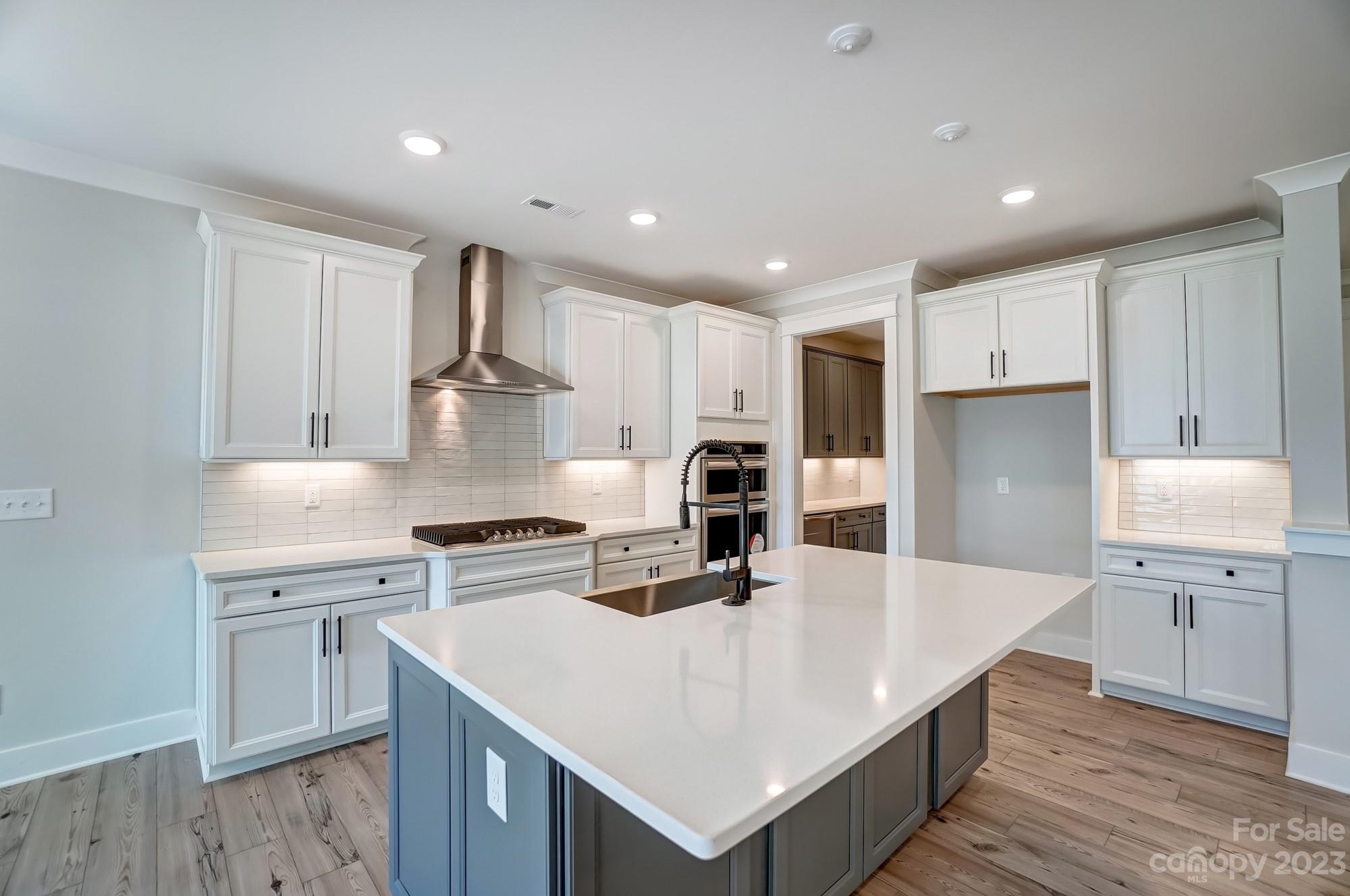 Robinson Oaks - Residential