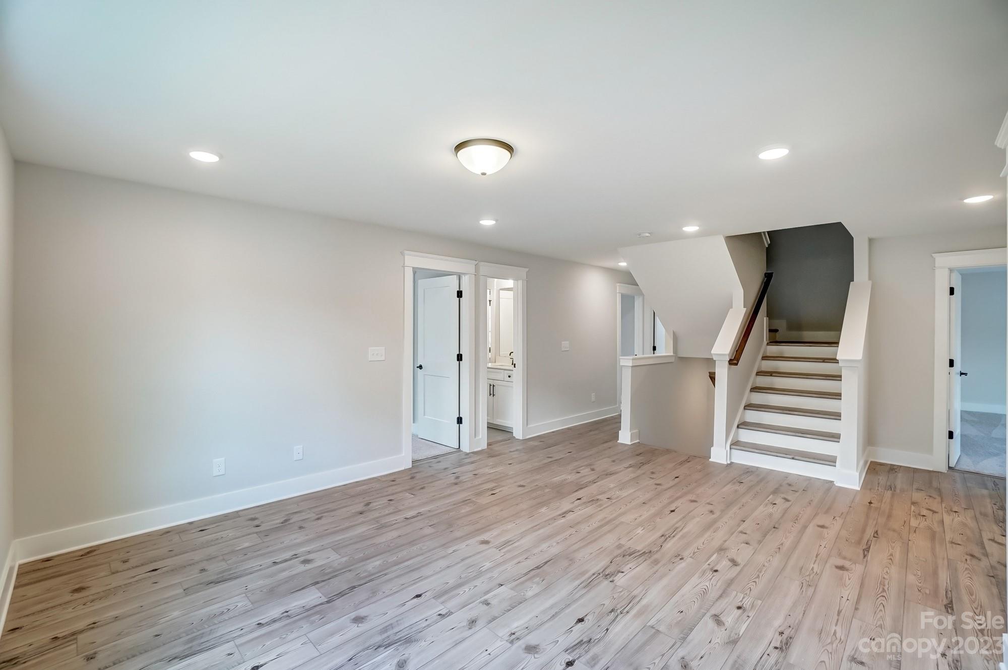 Robinson Oaks - Residential