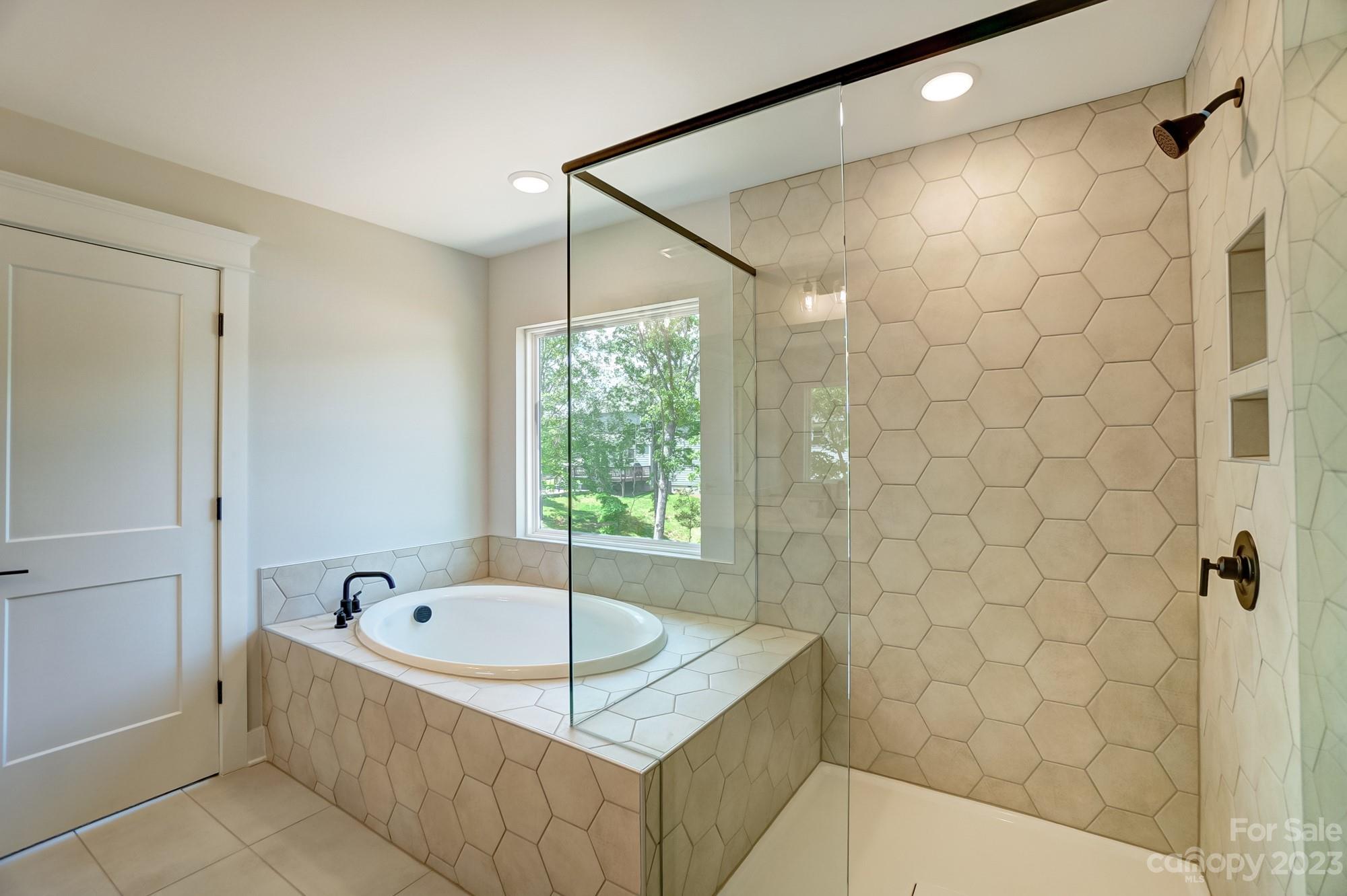 Robinson Oaks - Residential