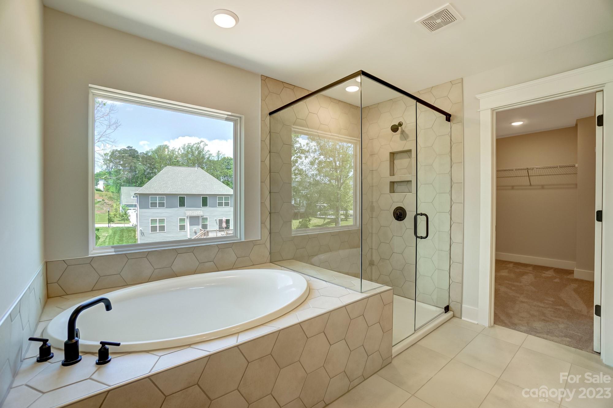 Robinson Oaks - Residential