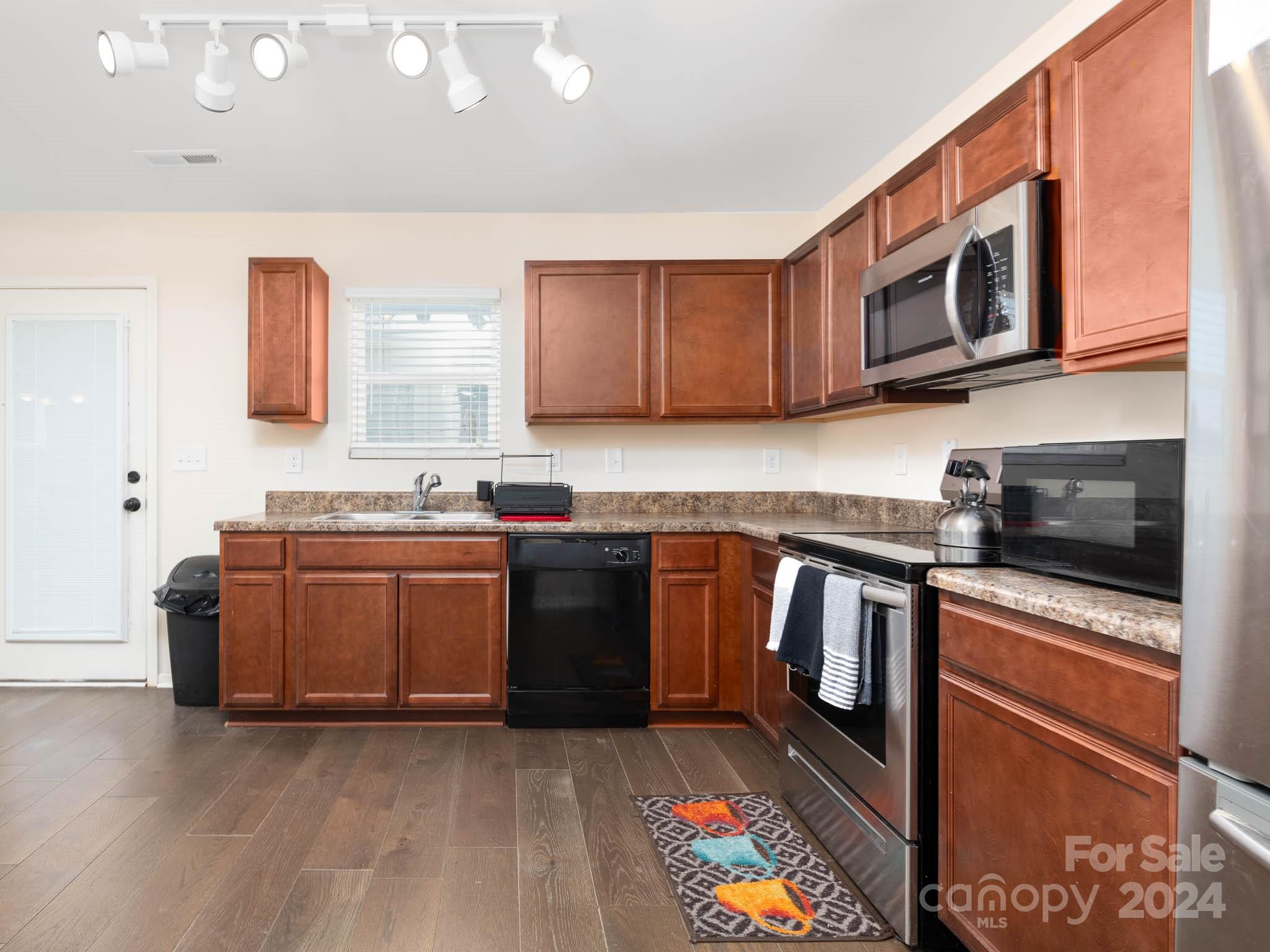 Vintage Place - Residential