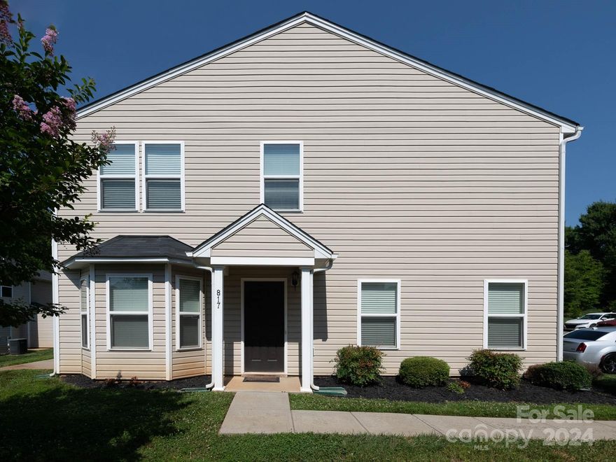 Stunning end-unit, inviting townhome in a desirable location. Welcome to Vintage Place Town Homes. This beautiful 3-bedroom, 2 bath move in ready home features a sizeable owner's suite with vaulted ceilings and 2 additional good sized upstairs bedrooms, a spacious kitchen with dining area, a great layout for your living room area and an abundance of natural light through the home. Newly and freshly painted throughout. Enjoy the outdoor patio and low HOA! This home has easy access to I-40 and I-77, close to shops and restaurants and beautiful downtown Statesville, while tucked in a charming community!