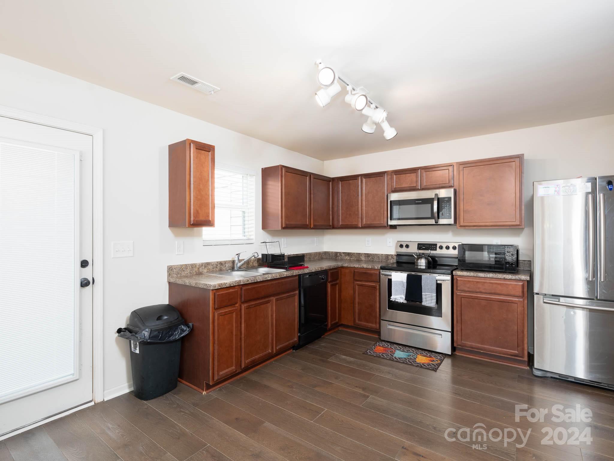 Vintage Place - Residential