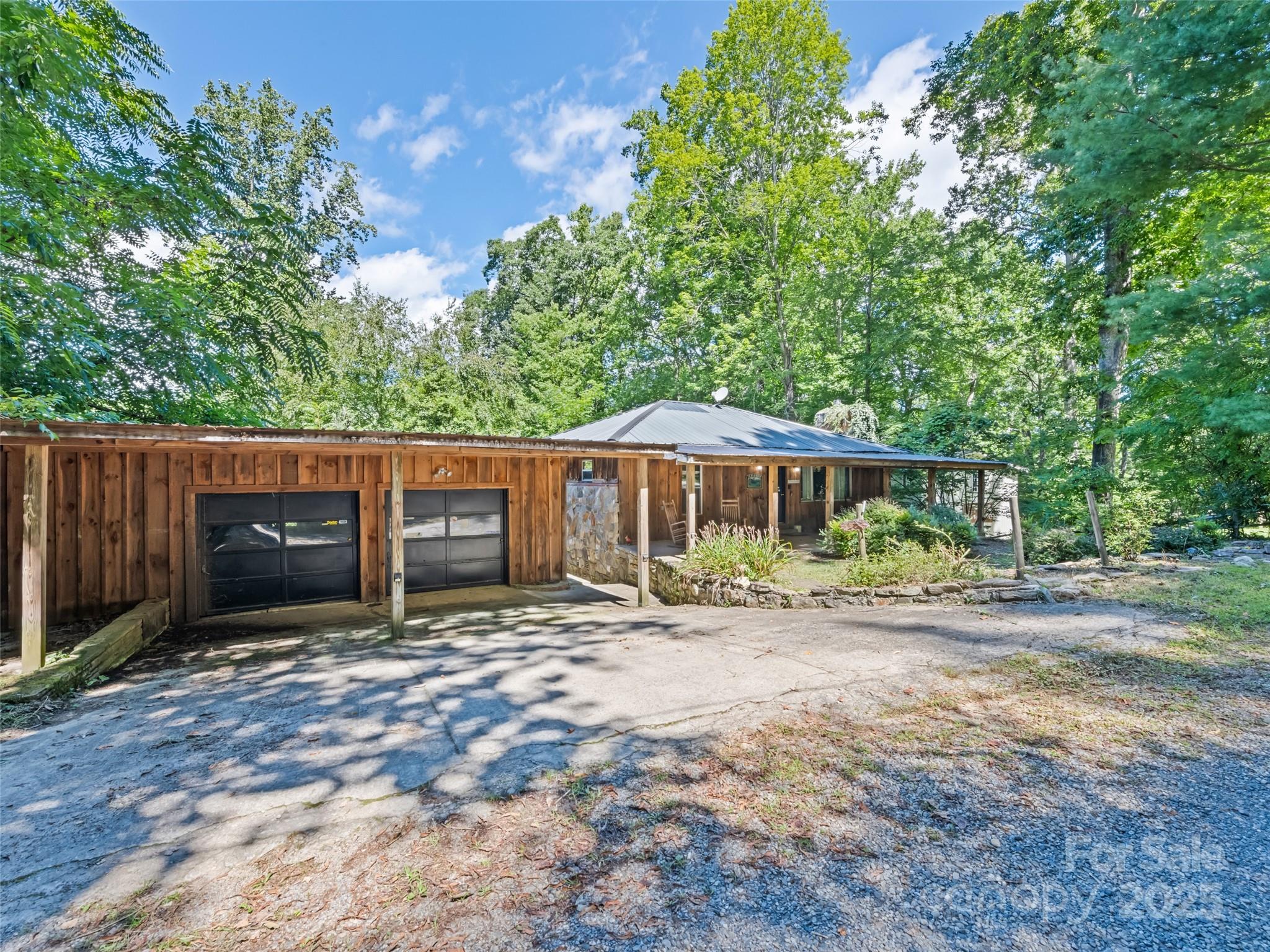 18 Oak Drive
