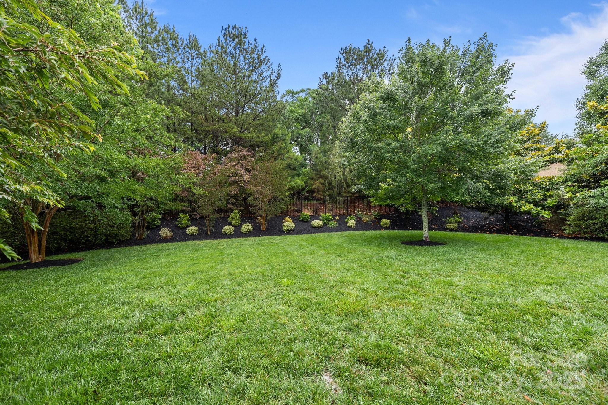 3206 Lakehurst Crossing