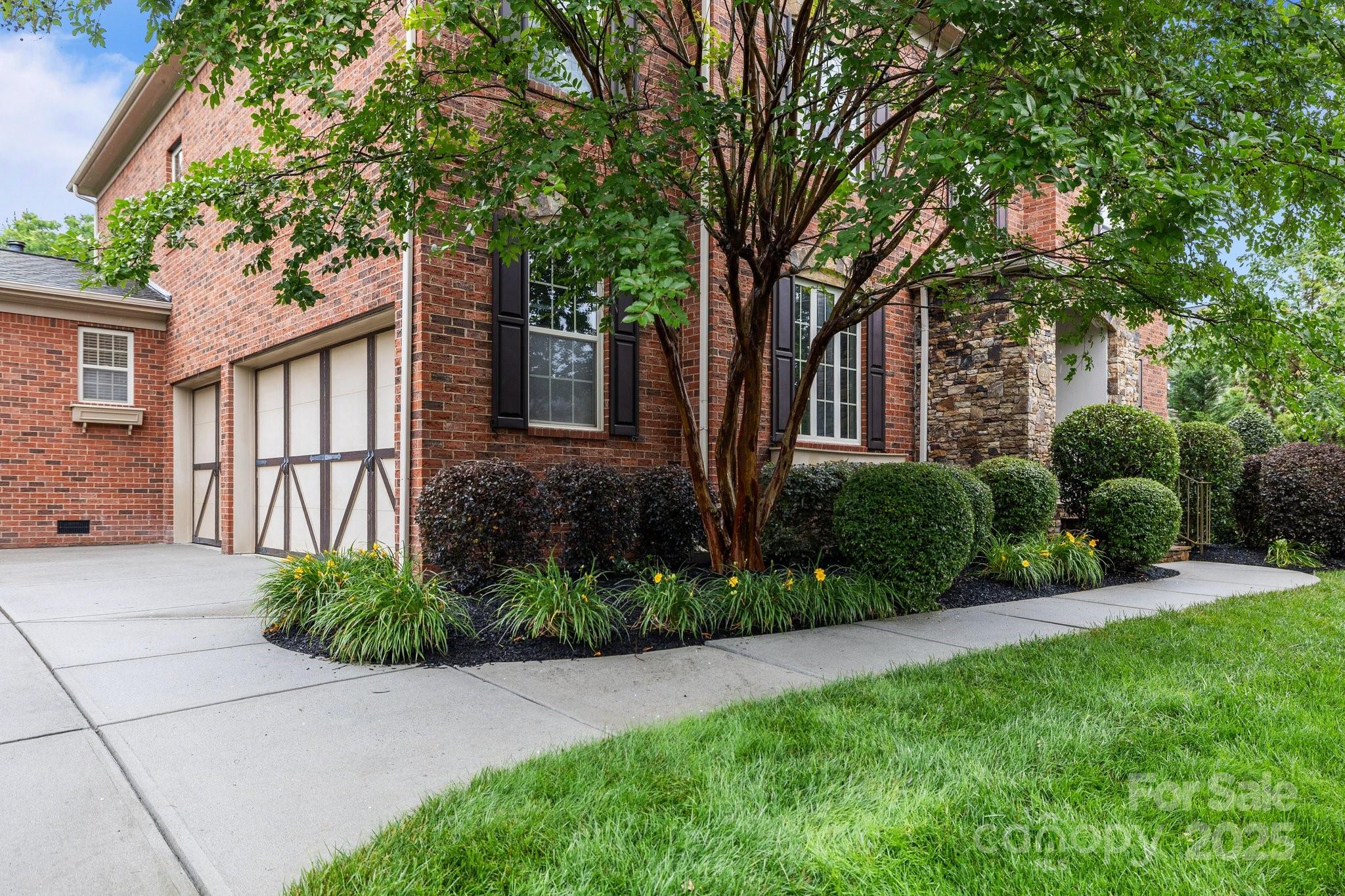 3206 Lakehurst Crossing