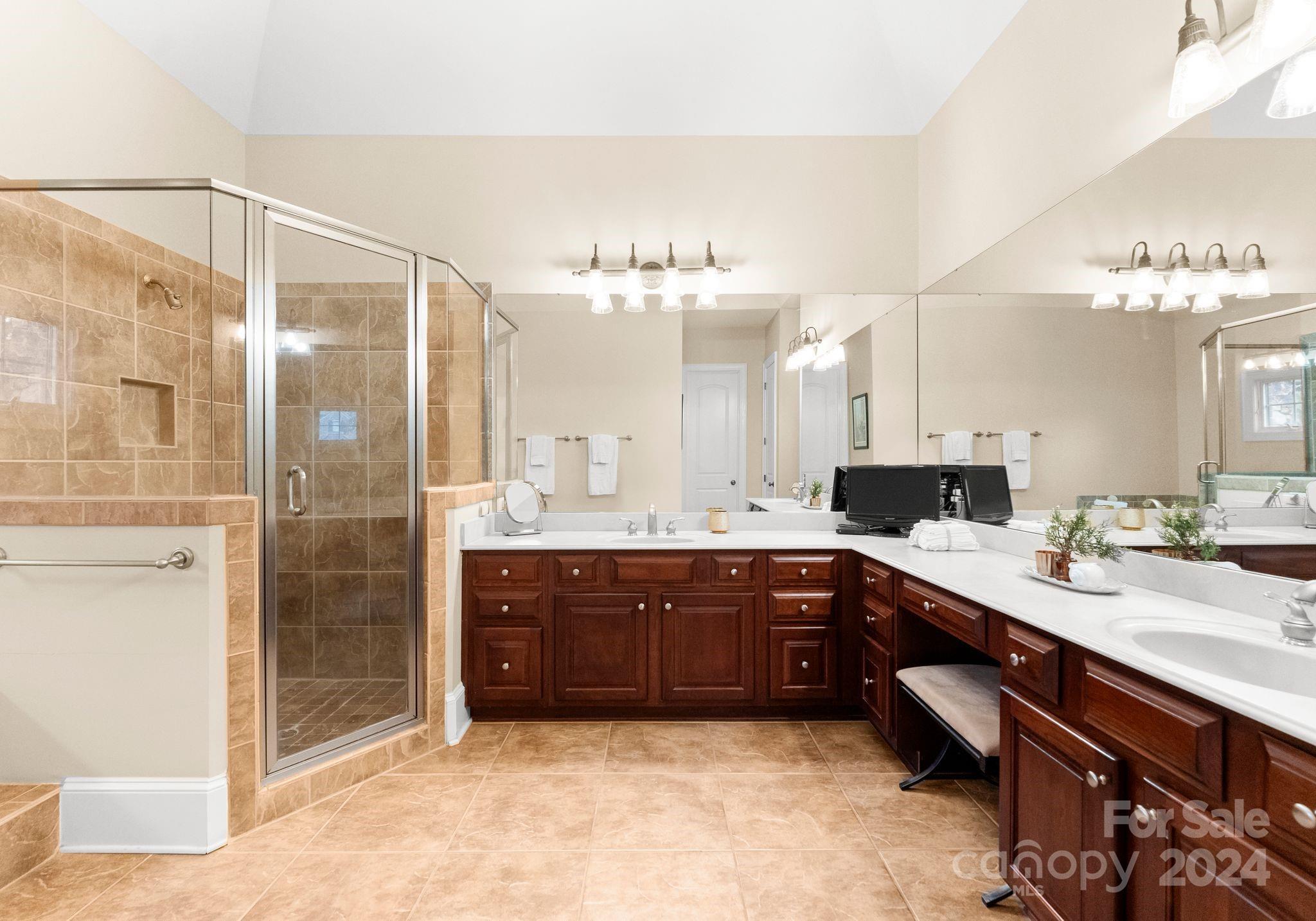 Longview - Residential